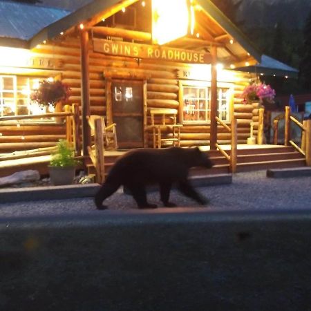Gwin'S Lodge & Roadhouse Cooper Landing Extérieur photo