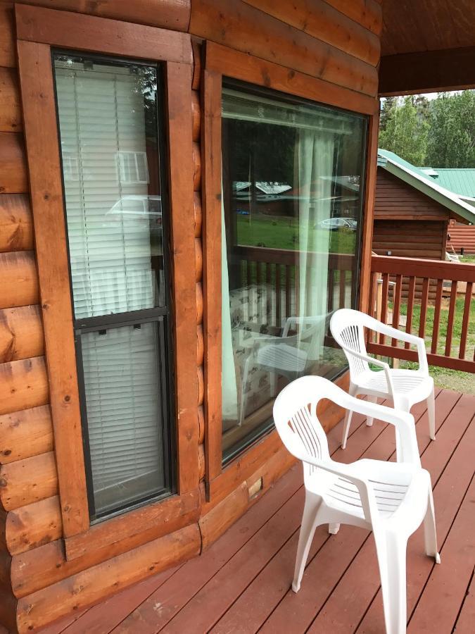 Gwin'S Lodge & Roadhouse Cooper Landing Extérieur photo