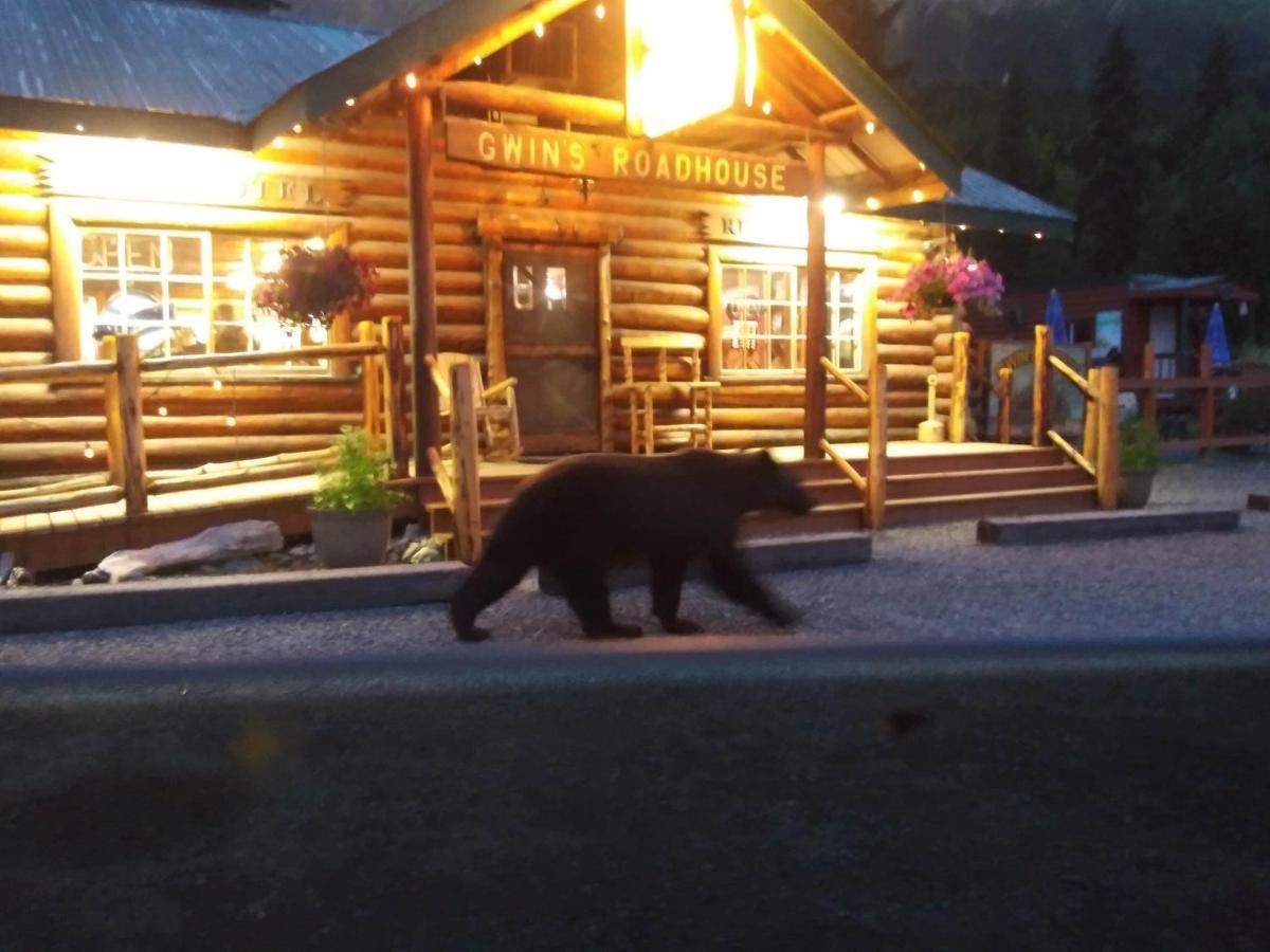 Gwin'S Lodge & Roadhouse Cooper Landing Extérieur photo